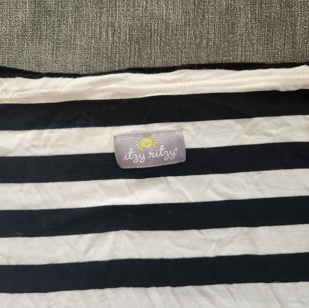 Euc itzy ritzy car seat cover - Picture 2 of 2